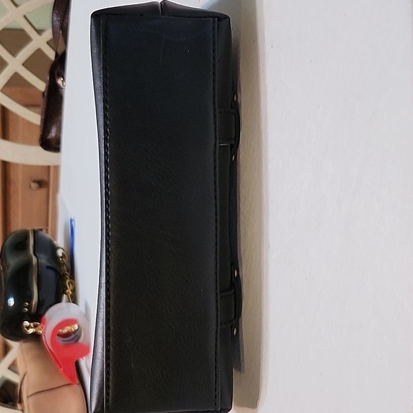 Etienne Aigner Black Nylon and Faux Leather Shoulder Bag EUC - Picture 5 of 9